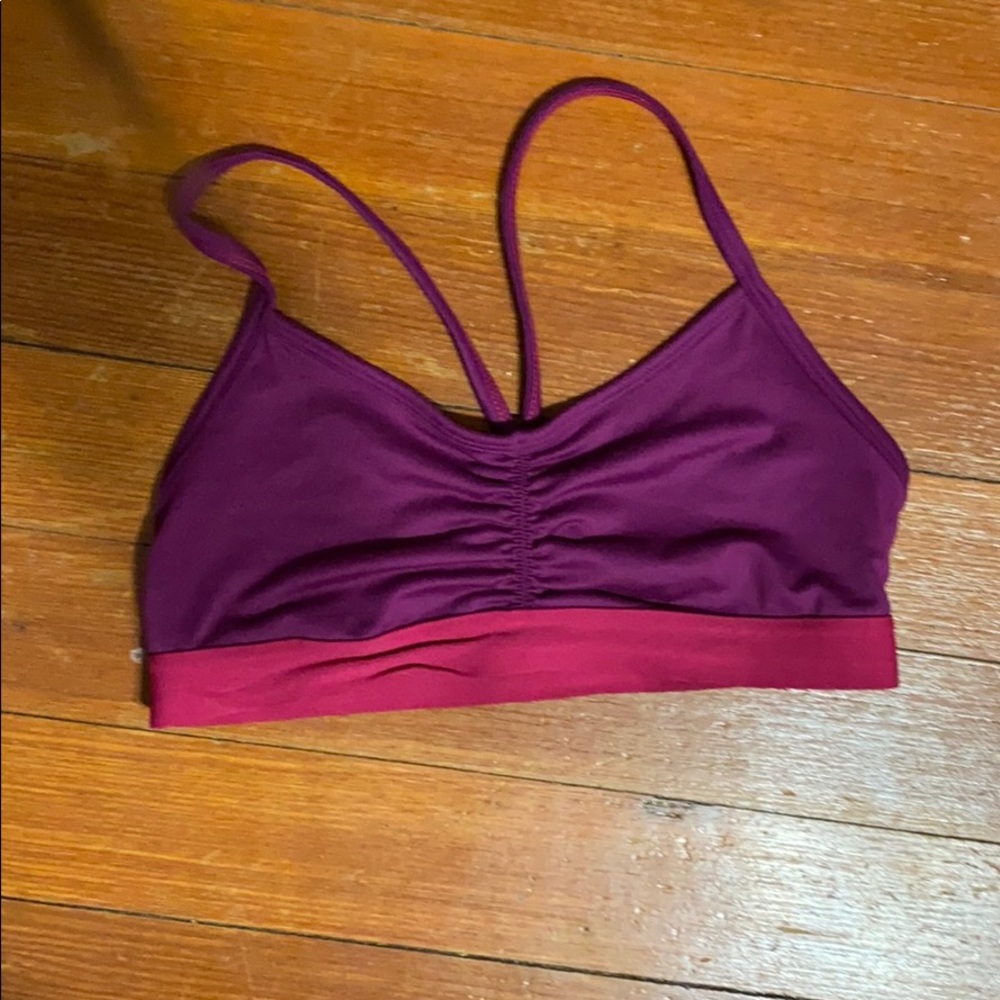 Sports bra